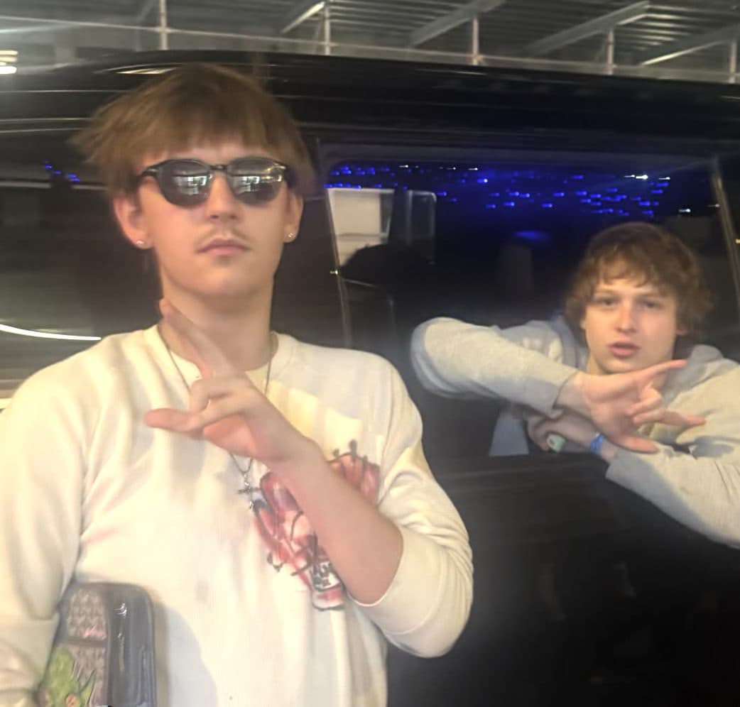 Hemsley and a friend